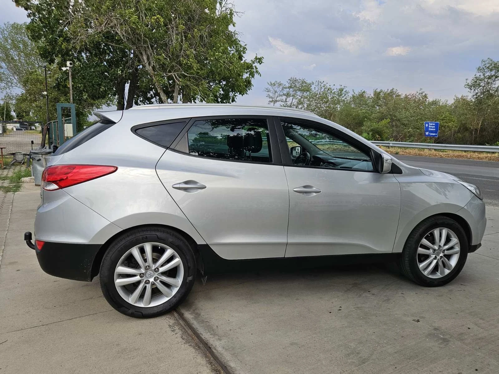 Hyundai IX35 2.0CRDI* 4WD - изображение 4