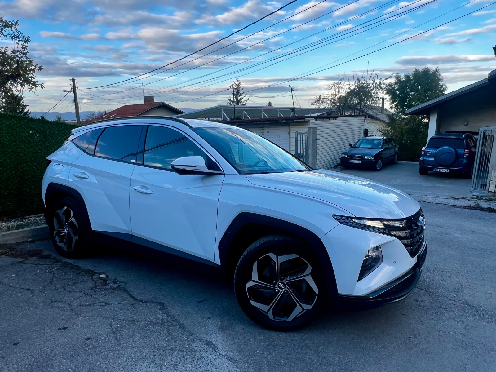 Hyundai Tucson 1.6T 4WD, Camera, Blind Spot, Distronic, Keyless - изображение 5