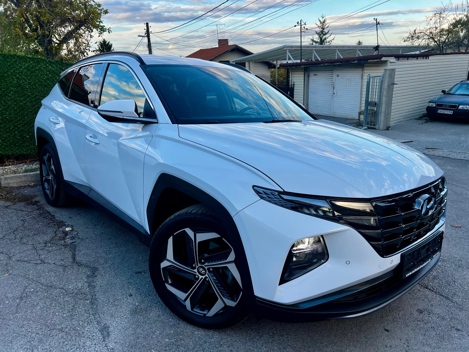 Hyundai Tucson 1.6T 4WD, Camera, Blind Spot, Distronic, Keyless - изображение 2