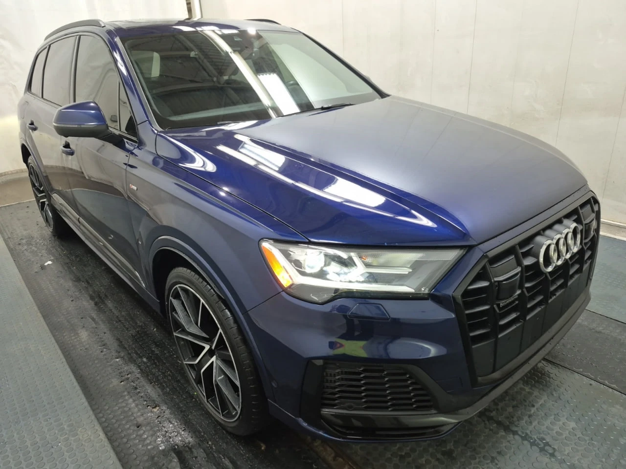 Audi Q7 *  *    *   *  | Mobile.bg   1