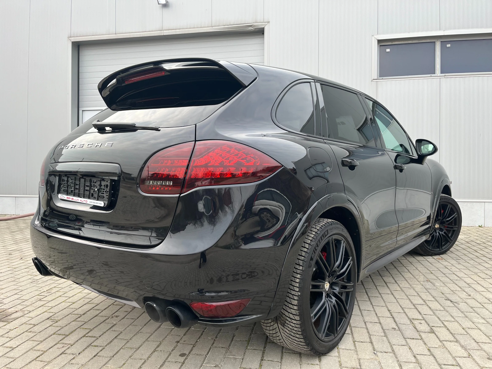 Porsche Cayenne  4.8 V8 TURBO PANORAMA/2xTV/XENON/NAVI/SWISS | Mobile.bg   3