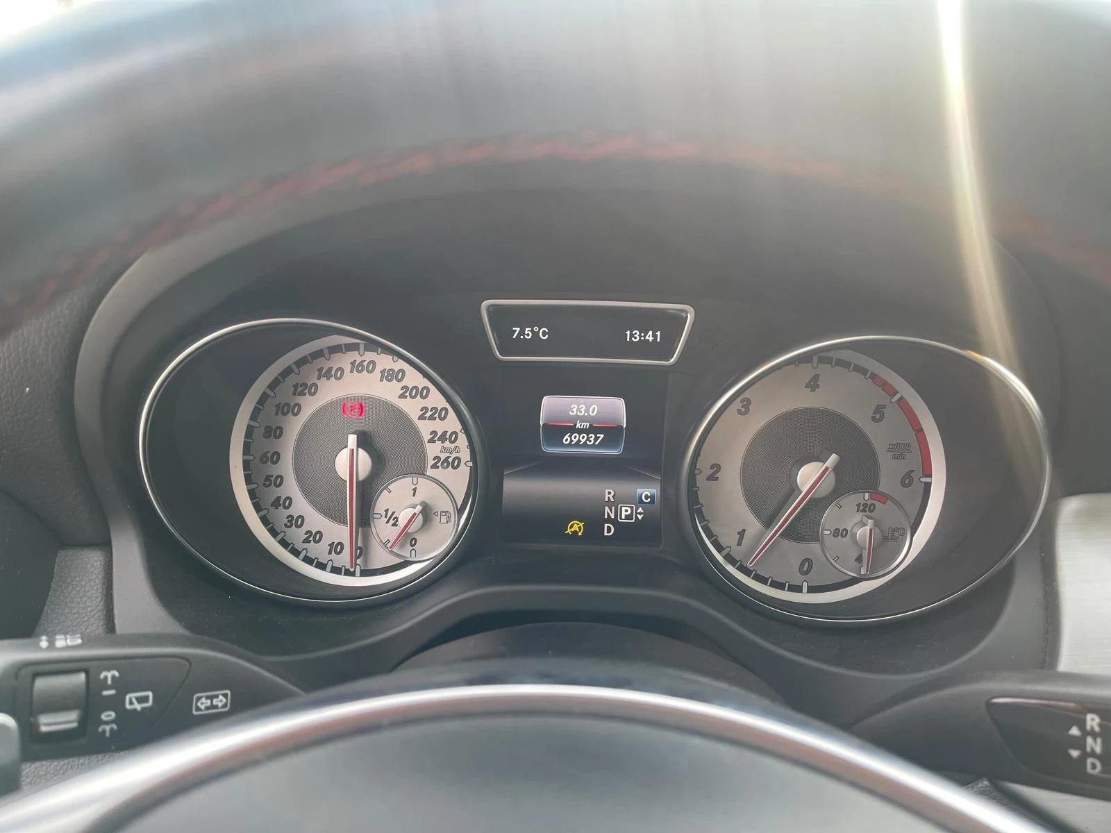 Mercedes-Benz GLA 220 d 4-matic AMG paket, снимка 8 - Автомобили и джипове - 53065945