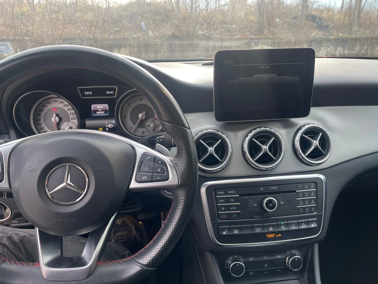 Mercedes-Benz GLA 220 d 4-matic AMG paket, снимка 9 - Автомобили и джипове - 53065945