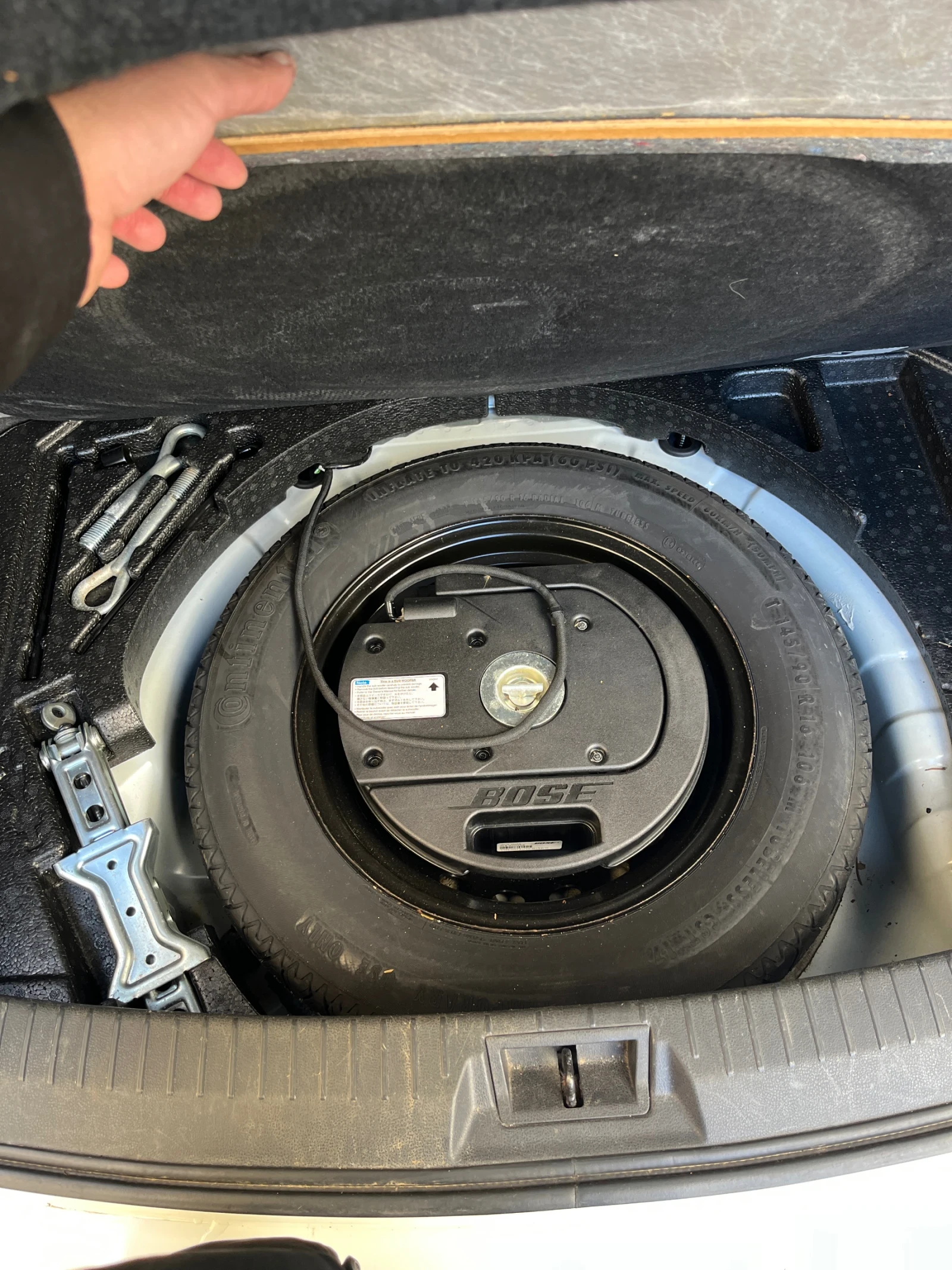 Nissan Qashqai 2.0i* Tekna* FULL, снимка 16 - Автомобили и джипове - 53835446