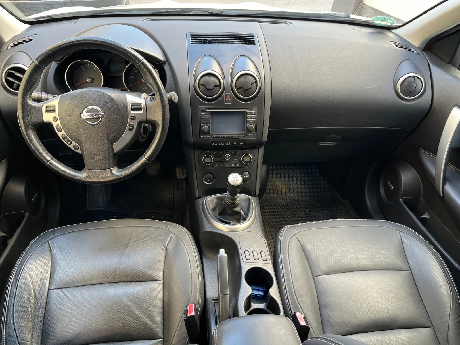 Nissan Qashqai 2.0i* Tekna* FULL, снимка 8 - Автомобили и джипове - 53835446