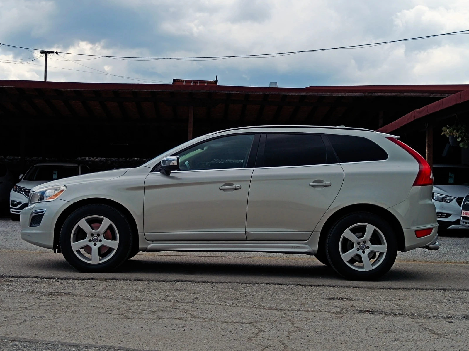 Volvo XC60 2.4 D* 4X4* R-Design* ���������* FULL*  | Mobile.bg � ����������� 7