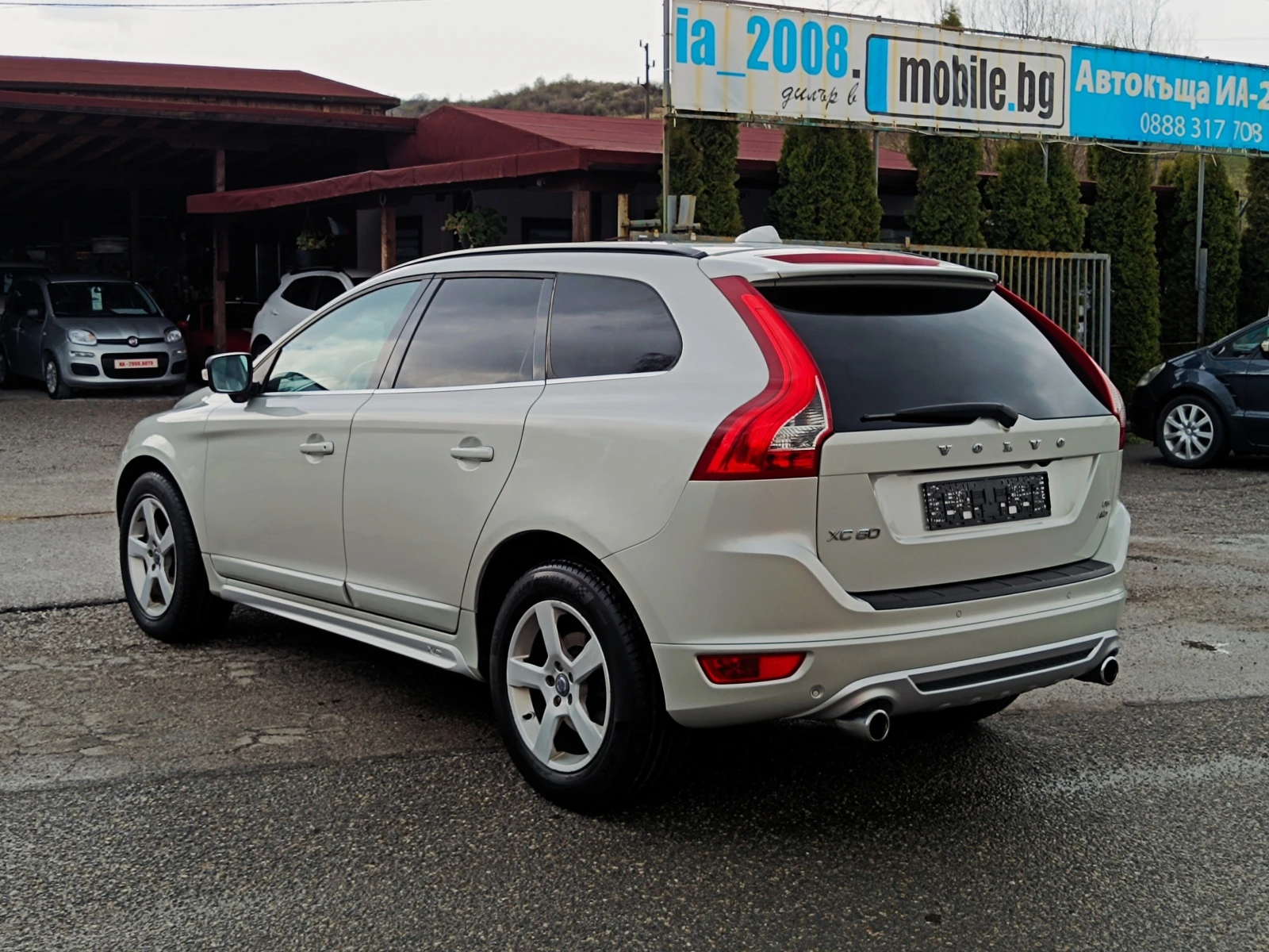 Volvo XC60 2.4 D* 4X4* R-Design* ���������* FULL*  | Mobile.bg � ����������� 6