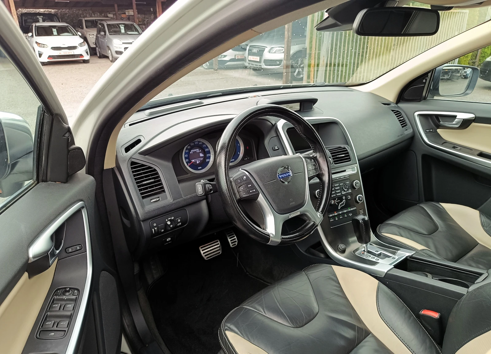 Volvo XC60 2.4 D* 4X4* R-Design* ���������* FULL*  | Mobile.bg � ����������� 8