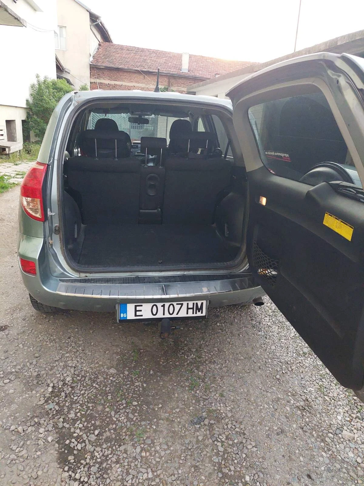 Toyota Rav4 2.0 бензин, снимка 7 - Автомобили и джипове - 54859918