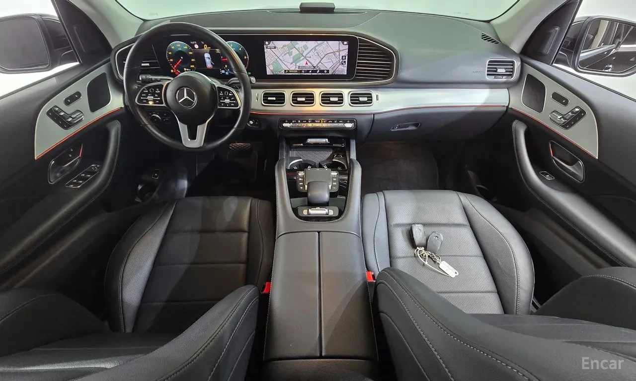 Mercedes-Benz GLE 300 d| 4MATIC| 4MATIC| LED| LEATHER| NAVI| KAMERA| KEY, снимка 7 - Автомобили и джипове - 55044295