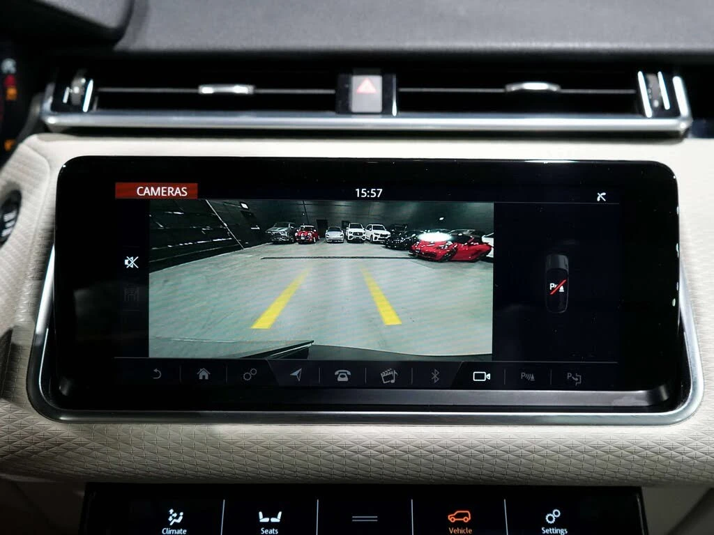 Land Rover Range Rover Velar P300 R-Dynamic SE* АвтоКредит * (Цена до БГ), снимка 12 - Автомобили и джипове - 55426306