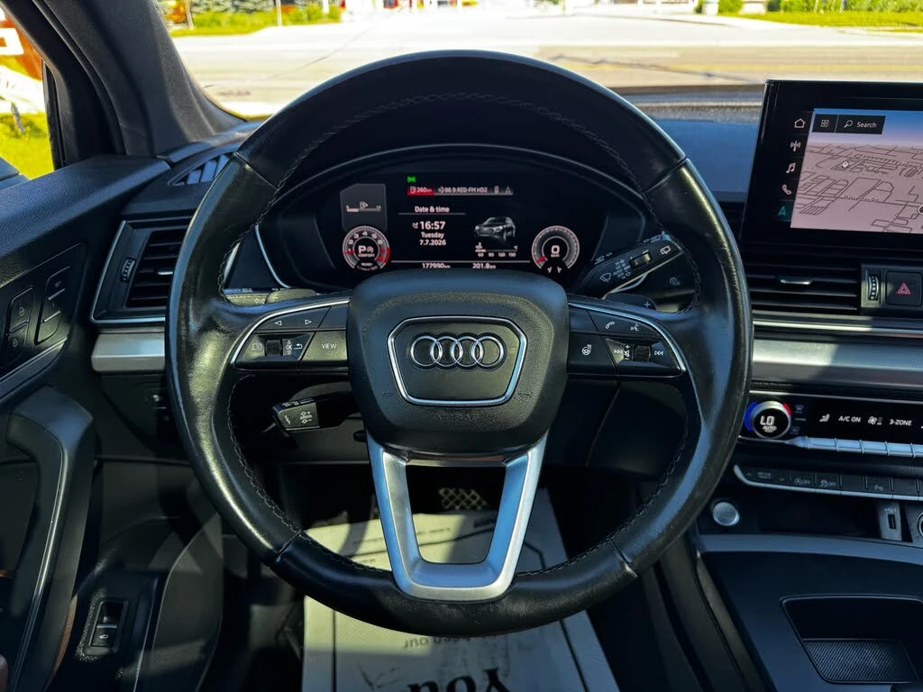 Audi Q5 45 TFSI Quattro* S-Line* 360 CAM* PANORAMA* , снимка 11 - Автомобили и джипове - 55527352