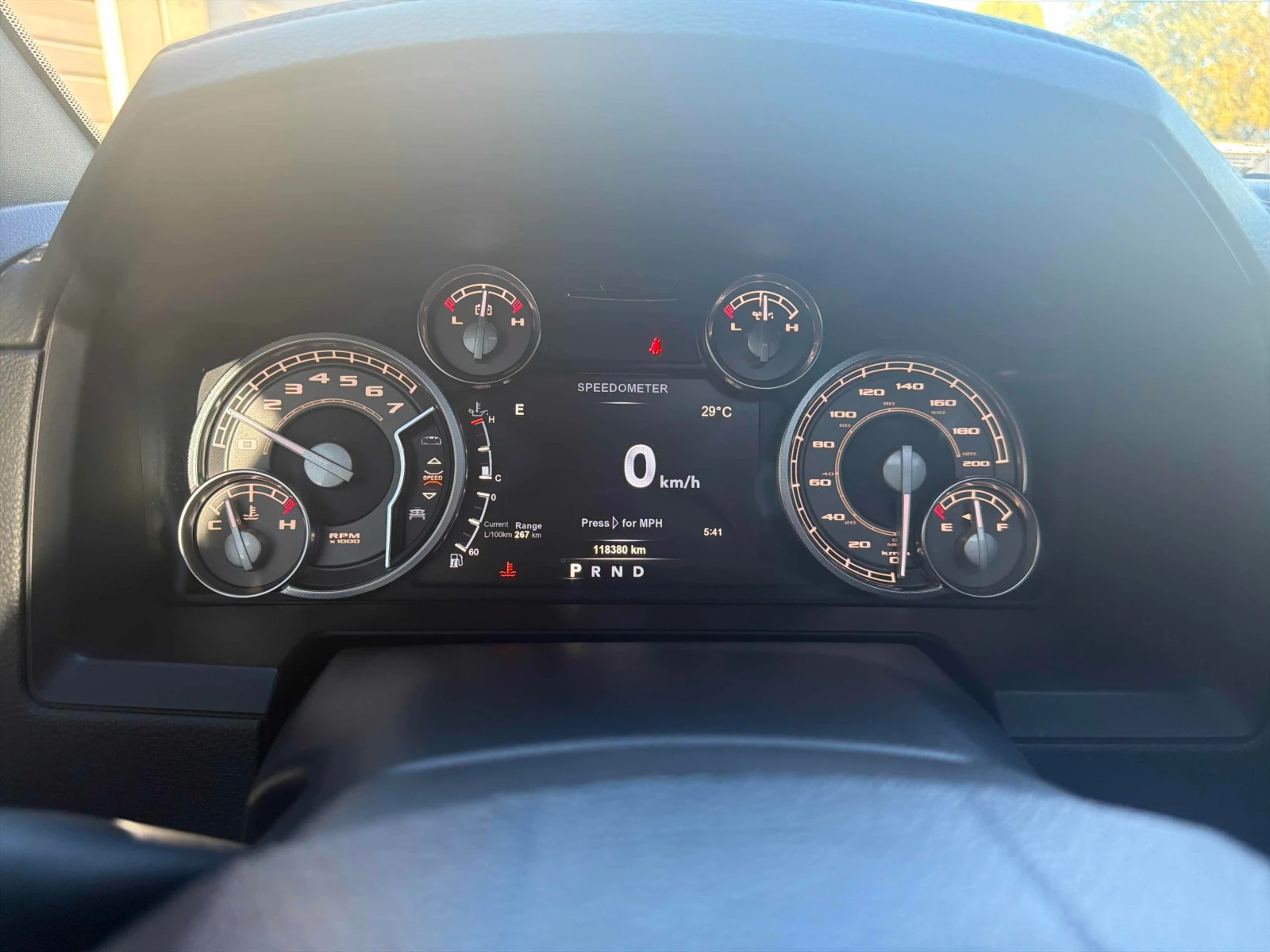 Dodge RAM 1500 * Limited * CARFAX * ОПЦИЯ ЗА ФИНАНСИРАНЕ , снимка 8 - Автомобили и джипове - 55979801