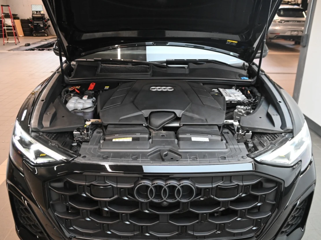 Audi Q8 BLACK OPTICS | BANG OLUFSEN, снимка 6 - Автомобили и джипове - 56433151