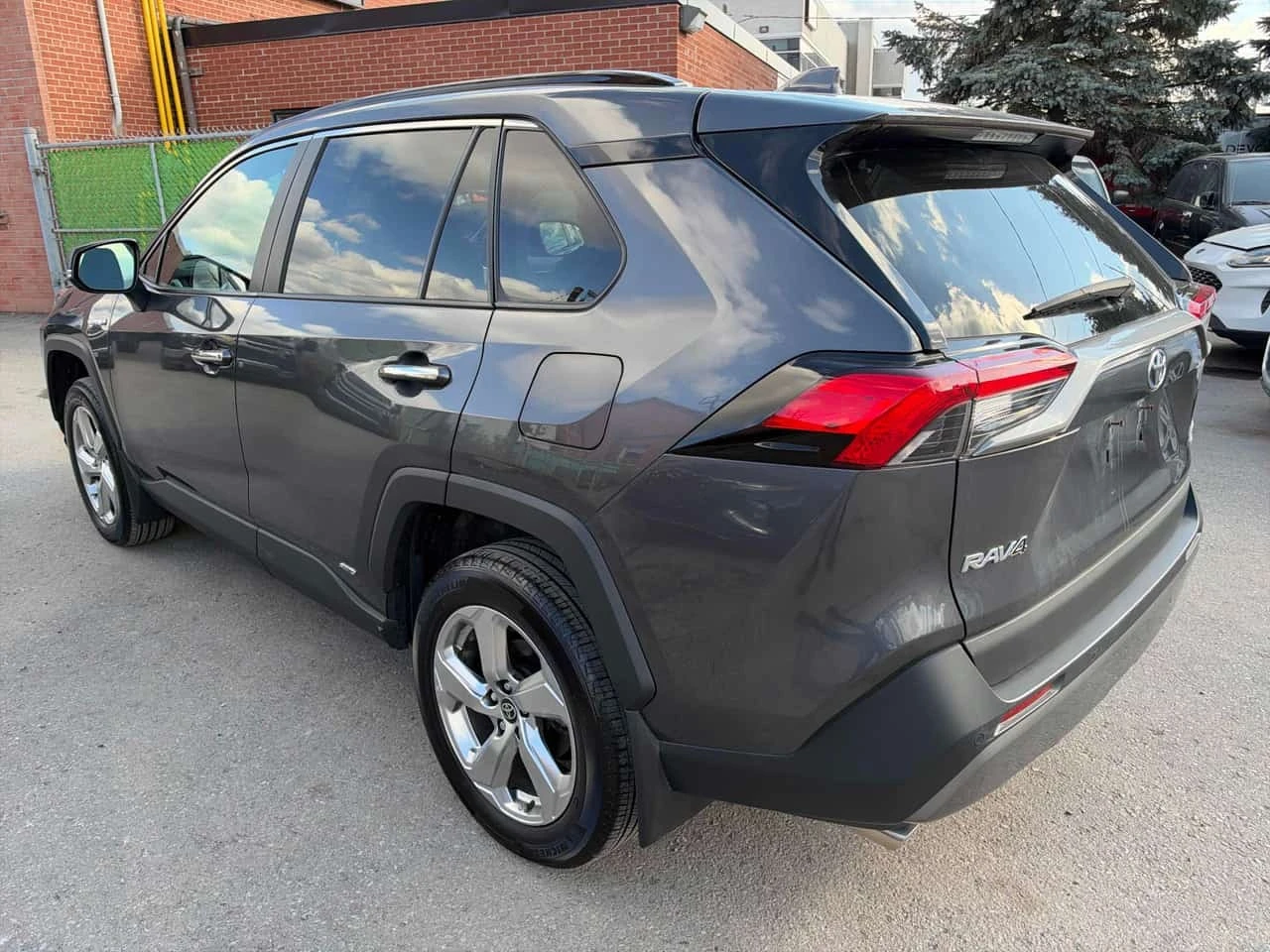 Toyota Rav4 * Hybrid Limited * AWD * CARFAX *  | Mobile.bg � ����������� 13