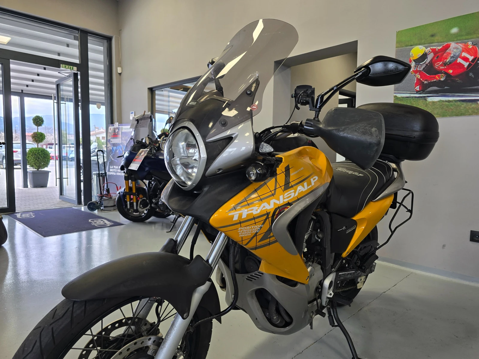 Honda Xlv 700ie, Перфектен!, снимка 8 - Мотоциклети и мототехника - 54109311