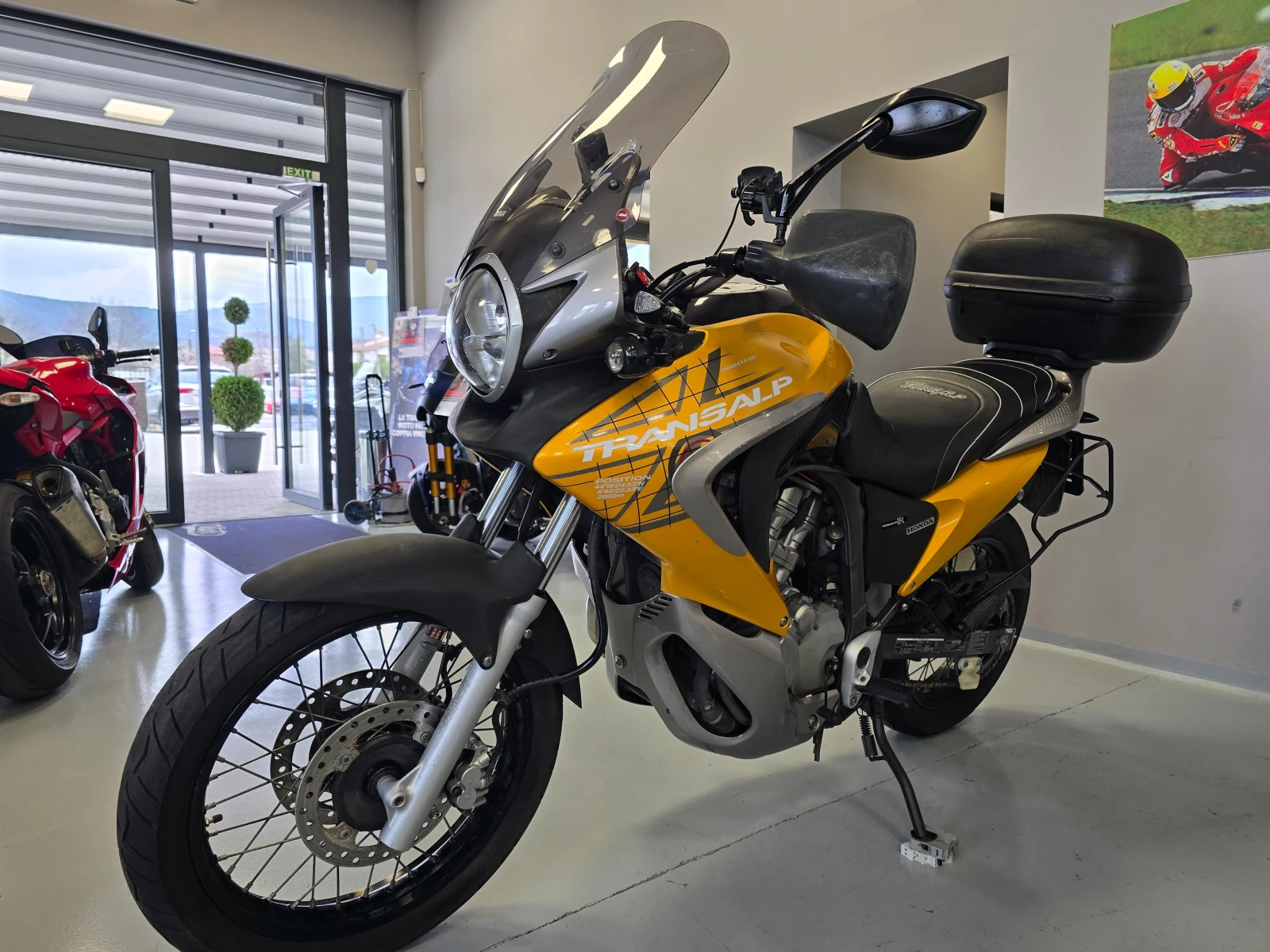 Honda Xlv 700ie, Перфектен!, снимка 7 - Мотоциклети и мототехника - 54109311