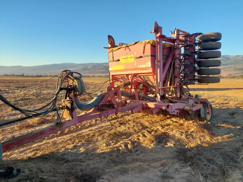 Сеялка Vaderstad 6м, снимка 3 - Селскостопанска техника - 44449009