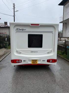 Каравана Compas Really СПАЛНЯ+ МУВЪР, снимка 2 - Каравани и кемпери - 53664502