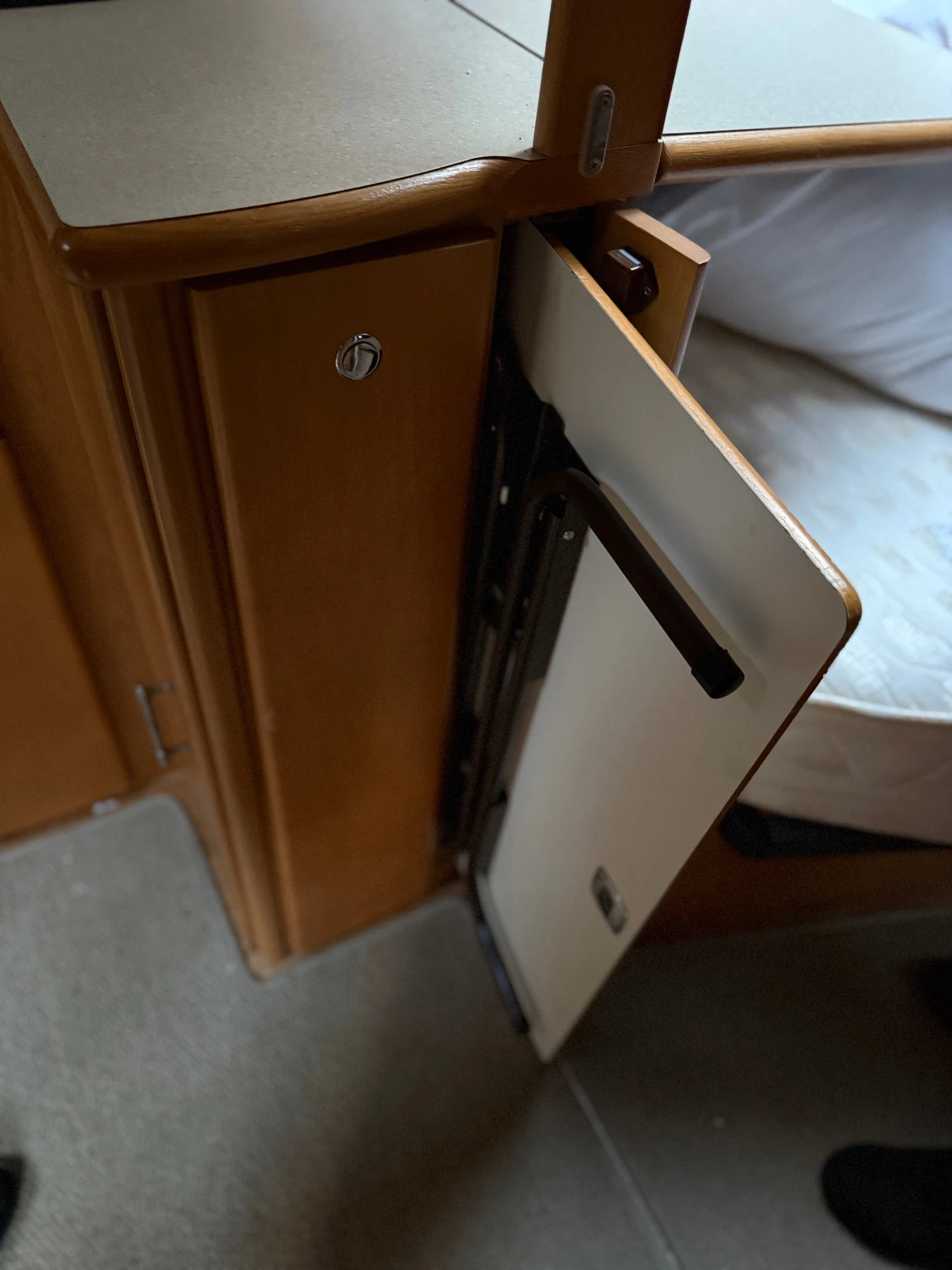 �������� Compas Really ������, �������, ����� | Mobile.bg � ����������� 16