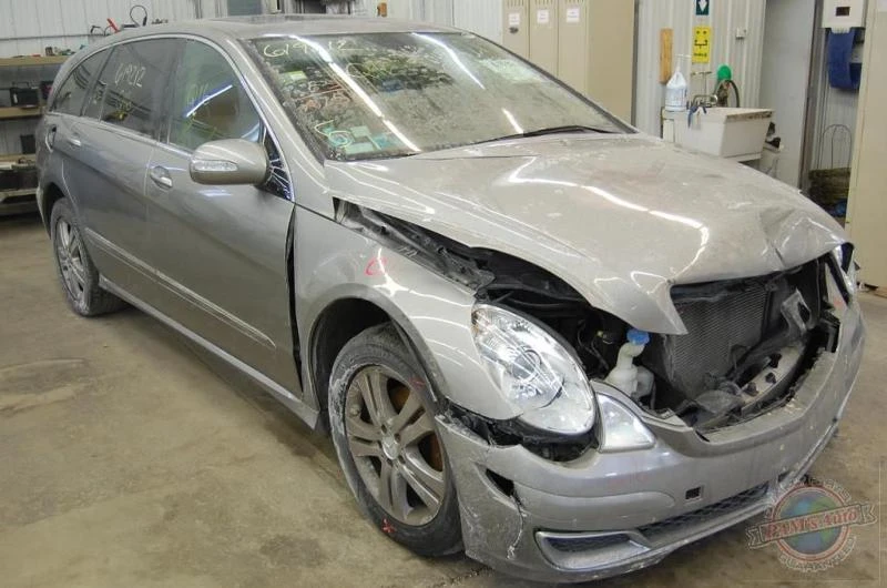 Горивна система за Mercedes-Benz R 320, снимка 1 - Части - 49501675