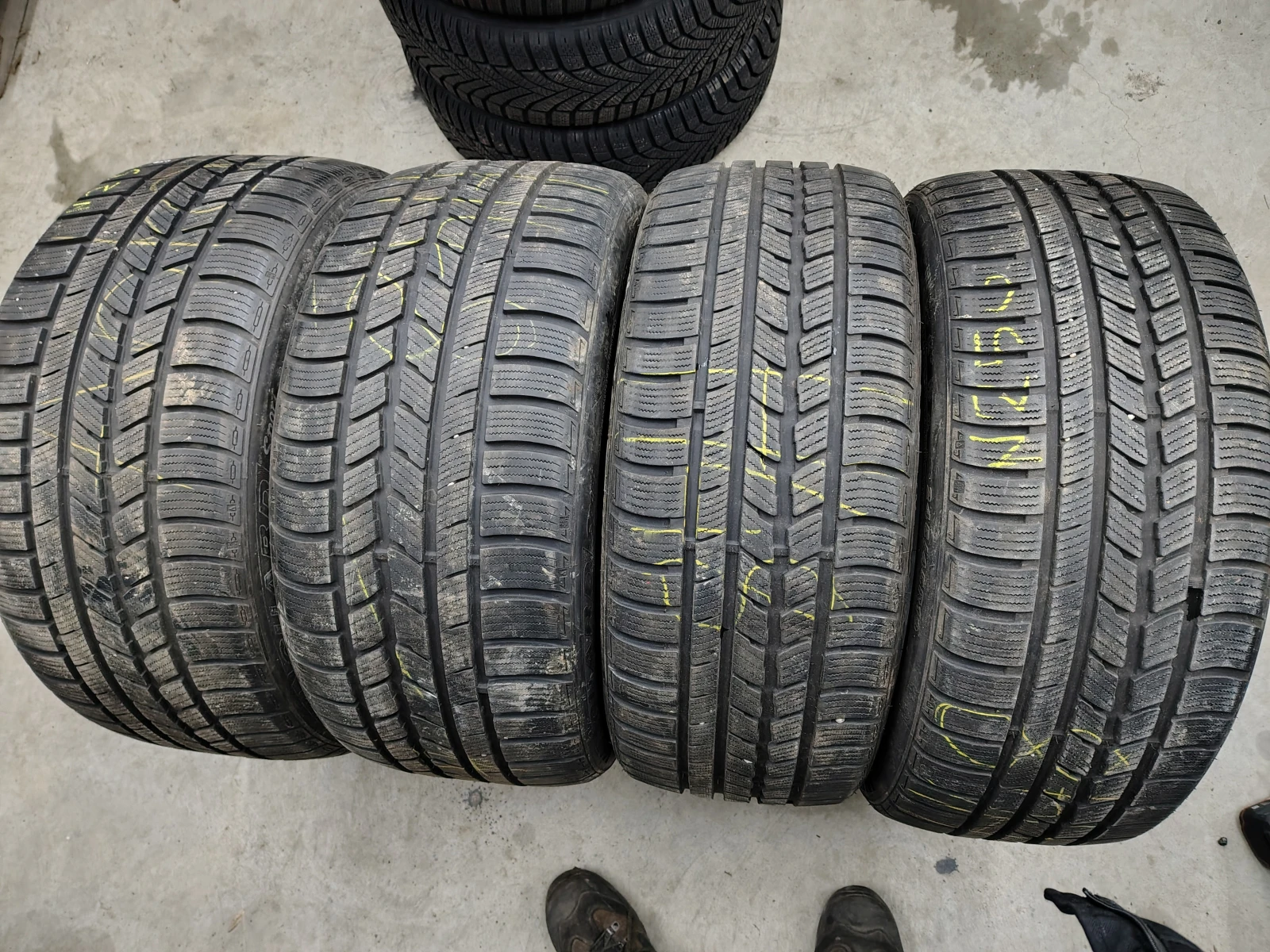 Гуми Зимни 245/45R19