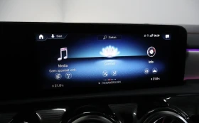 Mercedes-Benz CLA 180, снимка 8