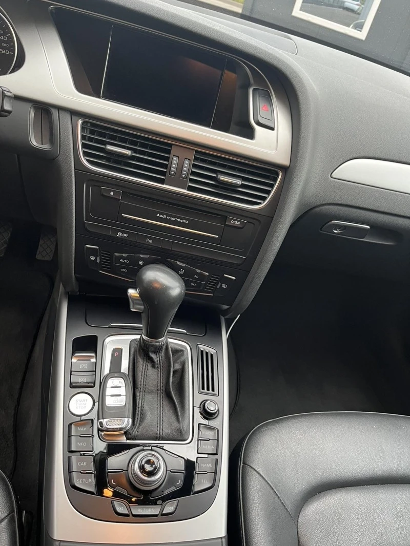 Audi A4 3.0 TDI FULL, снимка 8 - Автомобили и джипове - 46273077