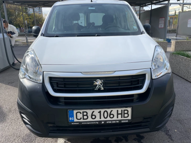 Peugeot Partner Товарен N1, снимка 2 - Автомобили и джипове - 47756718