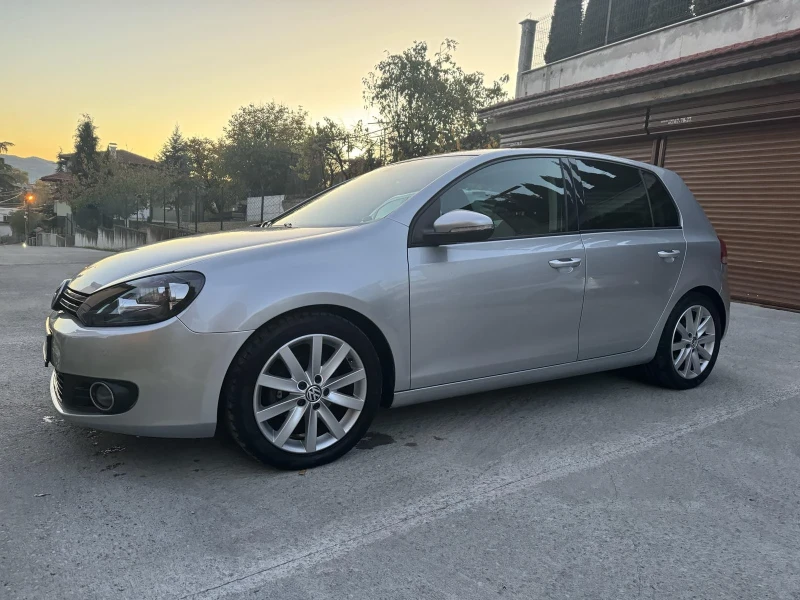 VW Golf 1.6 TDI , снимка 2 - Автомобили и джипове - 48255840