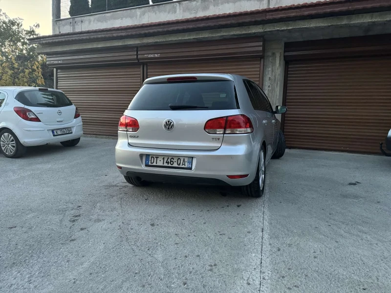 VW Golf 1.6 TDI , снимка 6 - Автомобили и джипове - 48255840