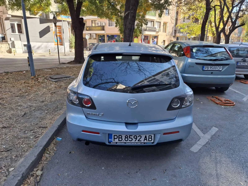 Mazda 3 1.6, снимка 3 - Автомобили и джипове - 47896514