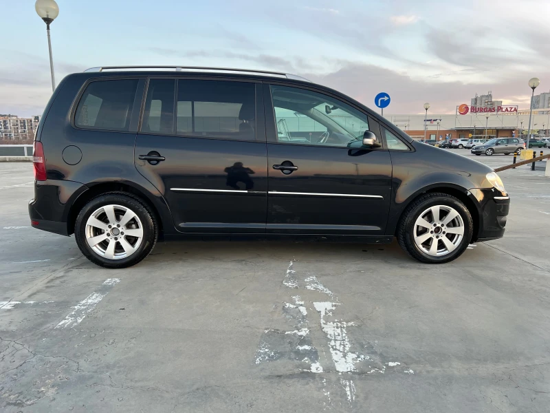 VW Touran Автоматик 6+ 1, снимка 3 - Автомобили и джипове - 48523228