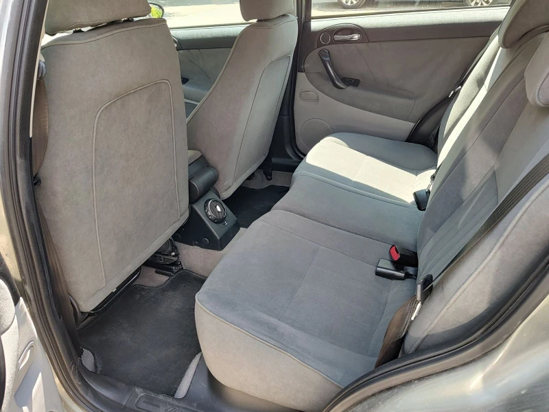 Alfa Romeo 147 facelift, снимка 9 - Автомобили и джипове - 52678166