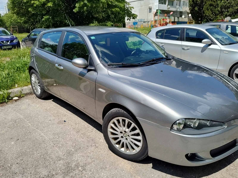 Alfa Romeo 147 facelift, снимка 3 - Автомобили и джипове - 52678166