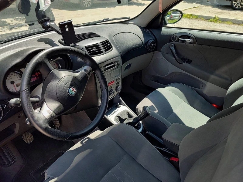 Alfa Romeo 147 facelift, снимка 8 - Автомобили и джипове - 52678166