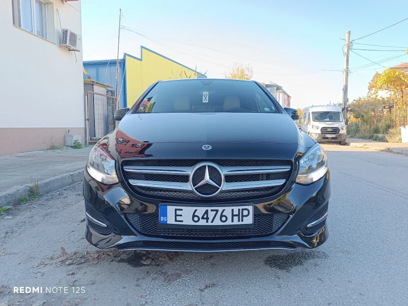 Mercedes-Benz B 180