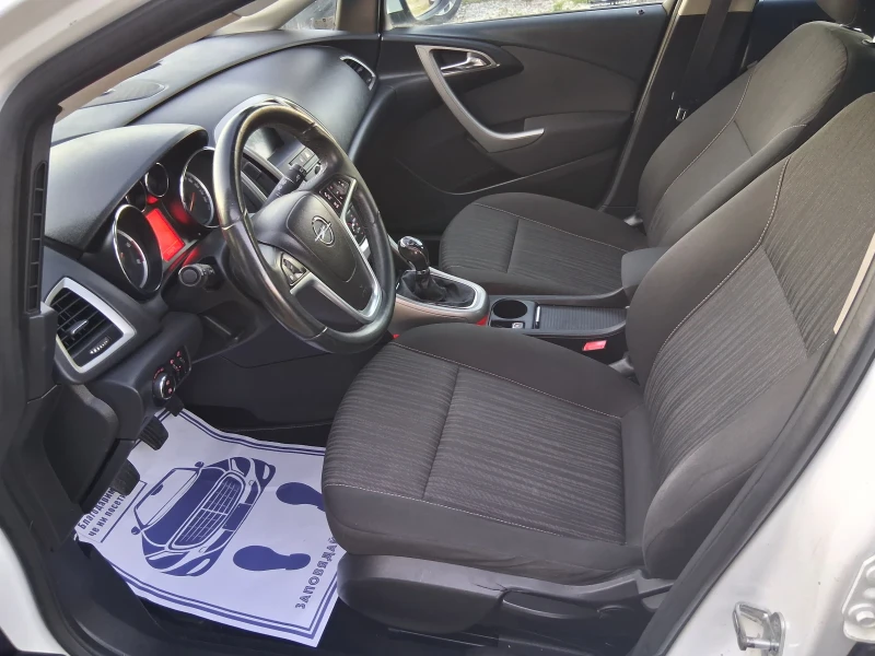 Opel Astra 1.7 d, снимка 12 - Автомобили и джипове - 52698004