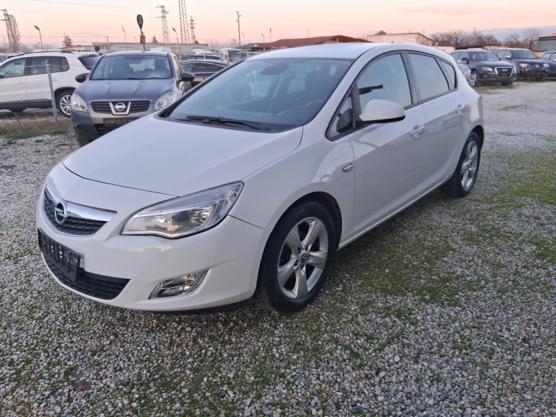 Opel Astra 1.7 d, снимка 2 - Автомобили и джипове - 52698004