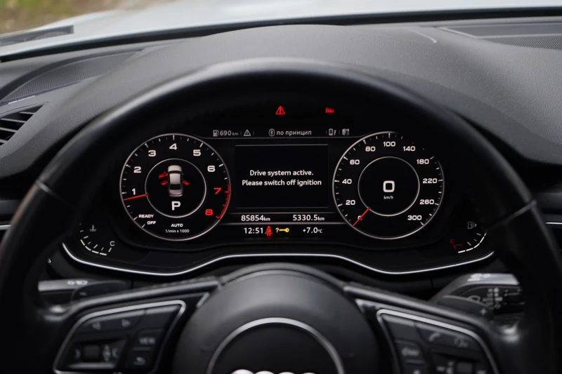 Audi A4, снимка 14 - Автомобили и джипове - 52736330