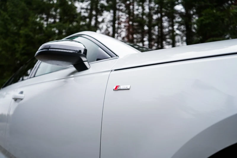 Audi A4, снимка 8 - Автомобили и джипове - 52736330