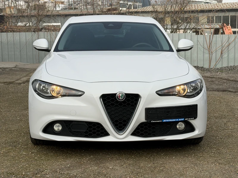 Alfa Romeo Giulia 2.2JTD* TOP* NAVI* AVTOMAT, снимка 2 - Автомобили и джипове - 52740664