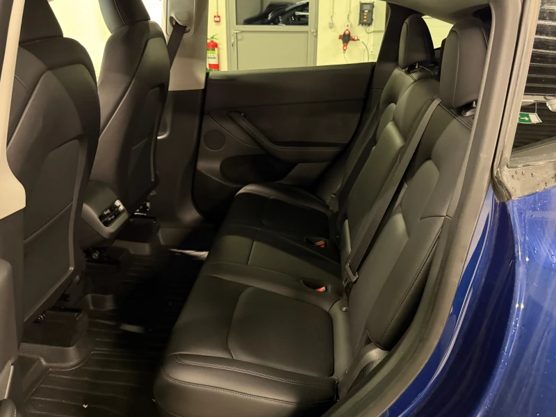 Tesla Model Y AWD LR Dual motor 4x4 , снимка 11 - Автомобили и джипове - 53060494