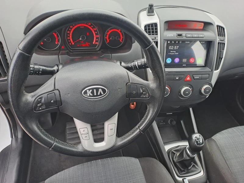 Kia Ceed 1, 4i, 90кс.FACE, снимка 11 - Автомобили и джипове - 53443340