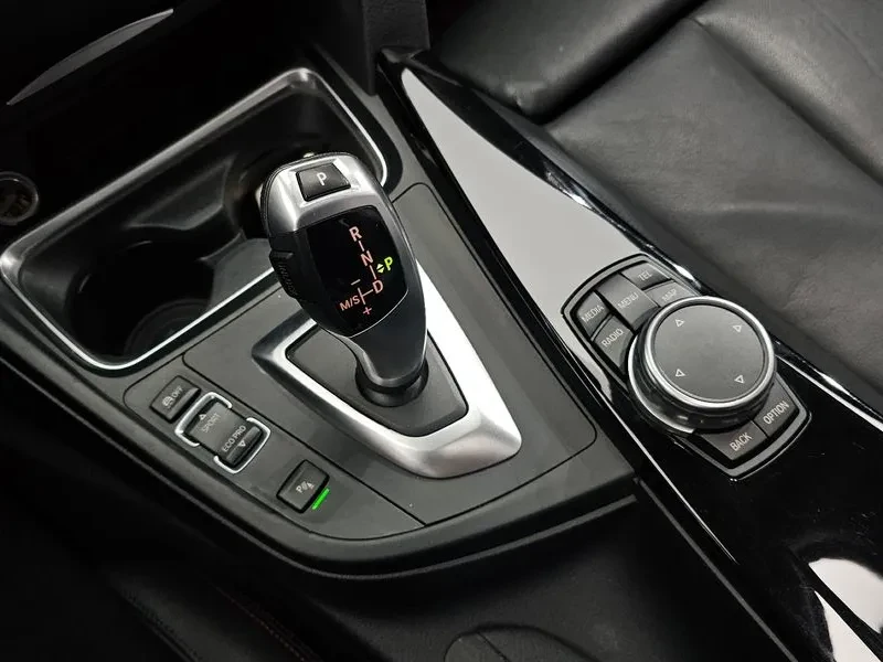 BMW 420 D xDrive Sports Gran Coupe - изображение 9