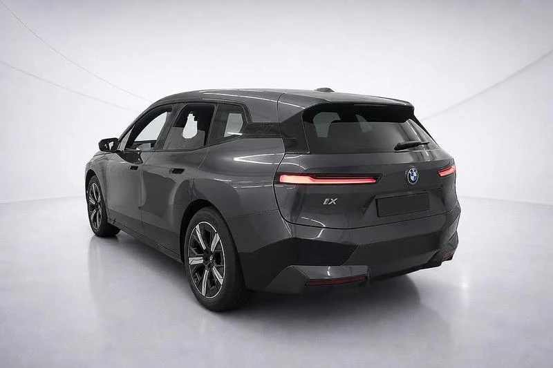 BMW iX xDrive40 LED Navi Camera HeadUp | Mobile.bg � ����������� 4