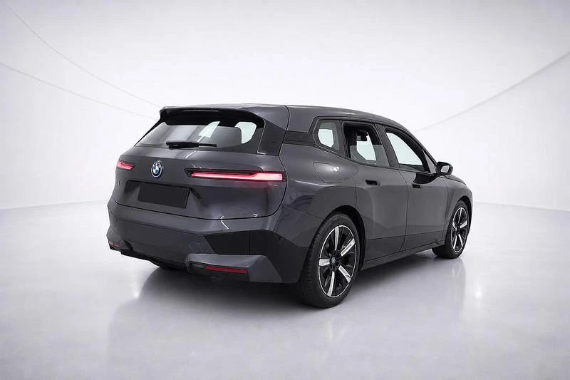 BMW iX xDrive40 LED Navi Camera HeadUp | Mobile.bg � ����������� 3