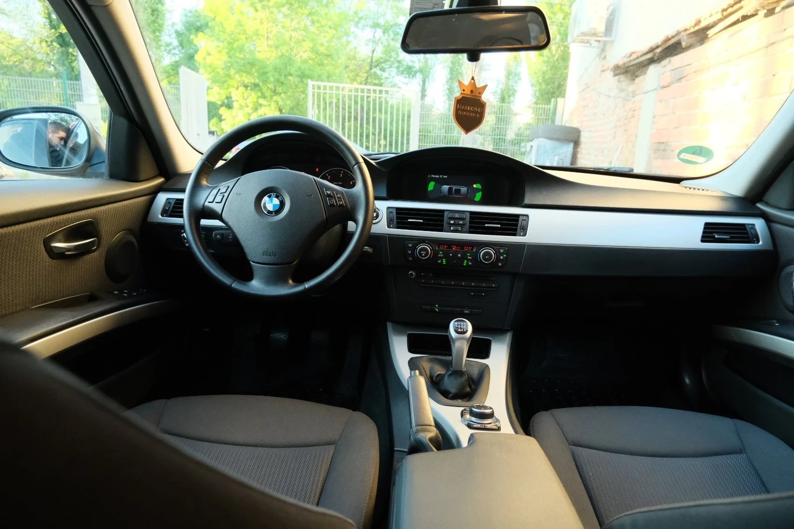 BMW 318  2.0D 143 FACELIFT/NAVI - изображение 7