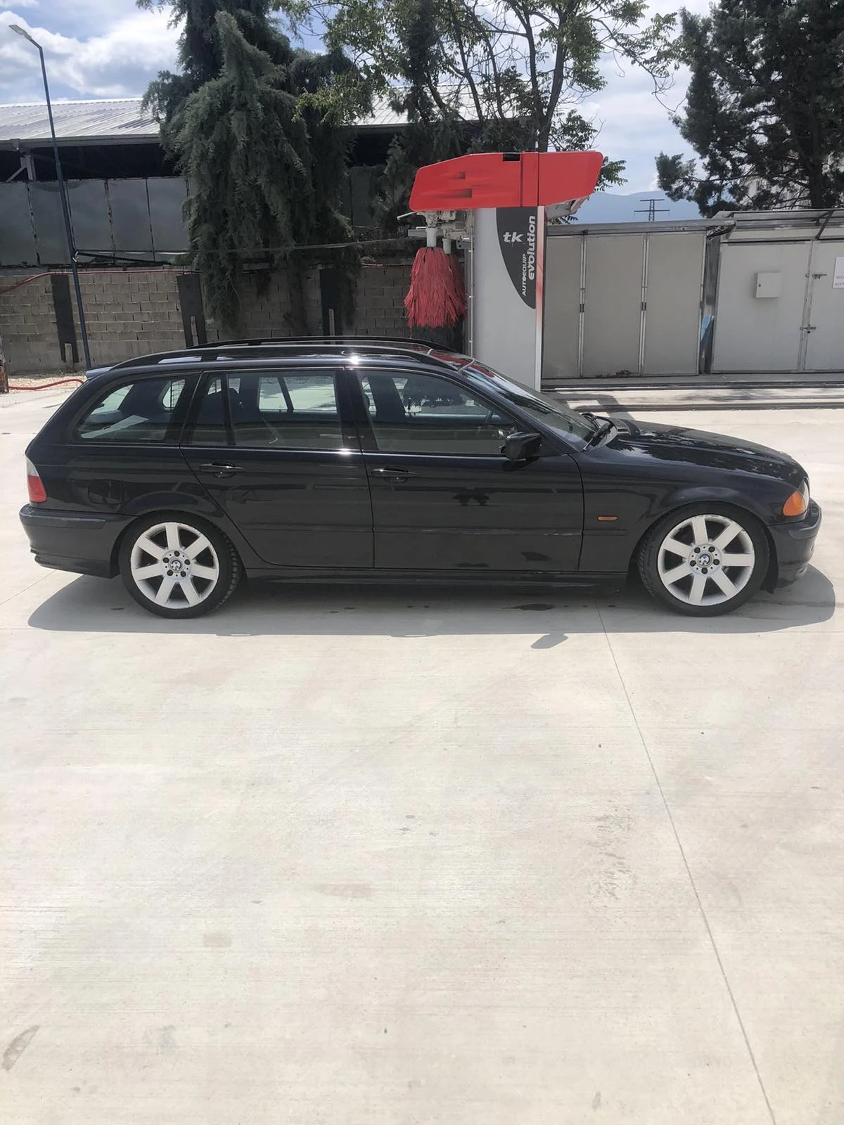 BMW 320 320i - изображение 5
