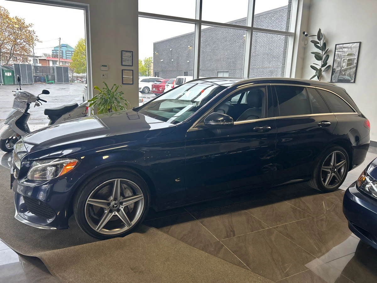 Mercedes-Benz C 300 AMG PACK* PANO* FACELIFT* CARFAX*  - изображение 4
